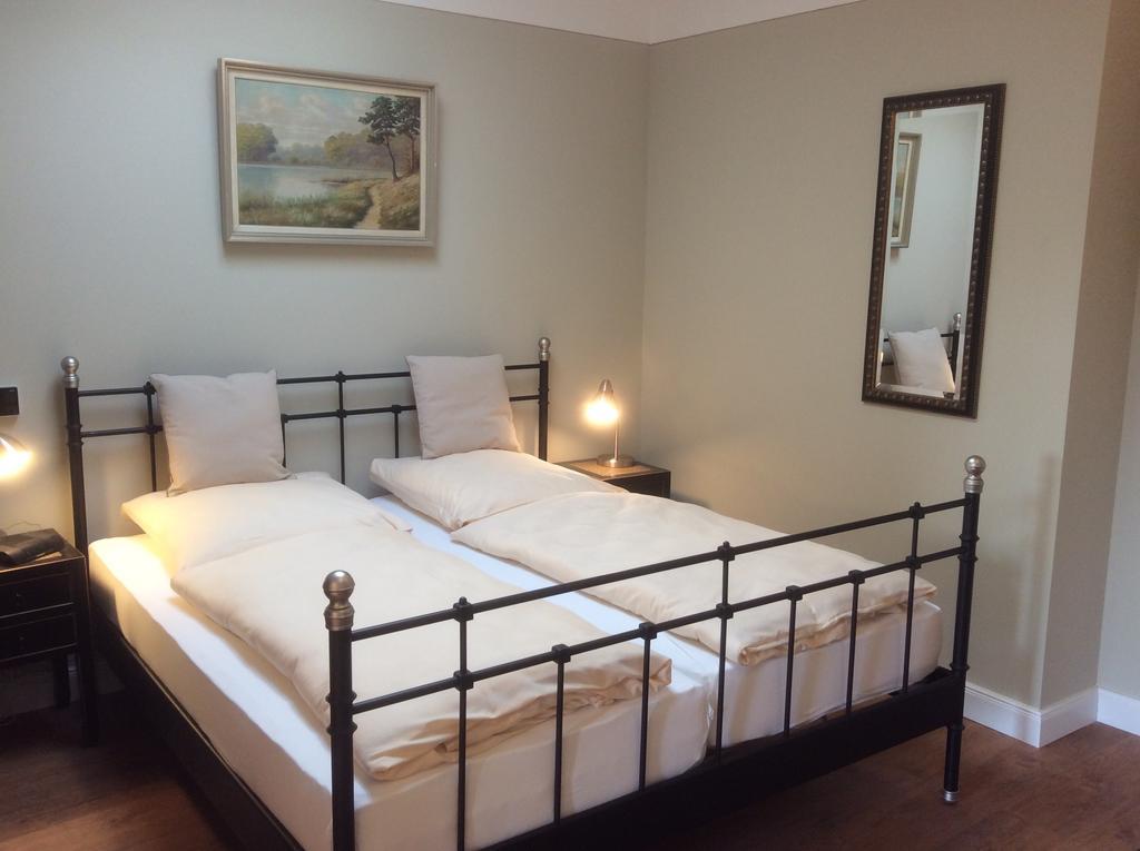 Aparthotel Hugos Haus & Berthas Haus Eckernförde Pokój zdjęcie